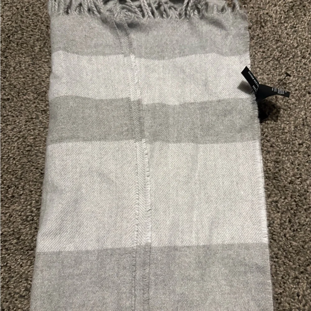 Express Light Gray Fashion Scarf